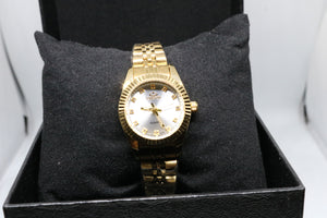 Luxury Lady Gold Watches Women Waterproof Casual Golden Dress Rhinestone Female Wristwatch Fashion Retro Clock